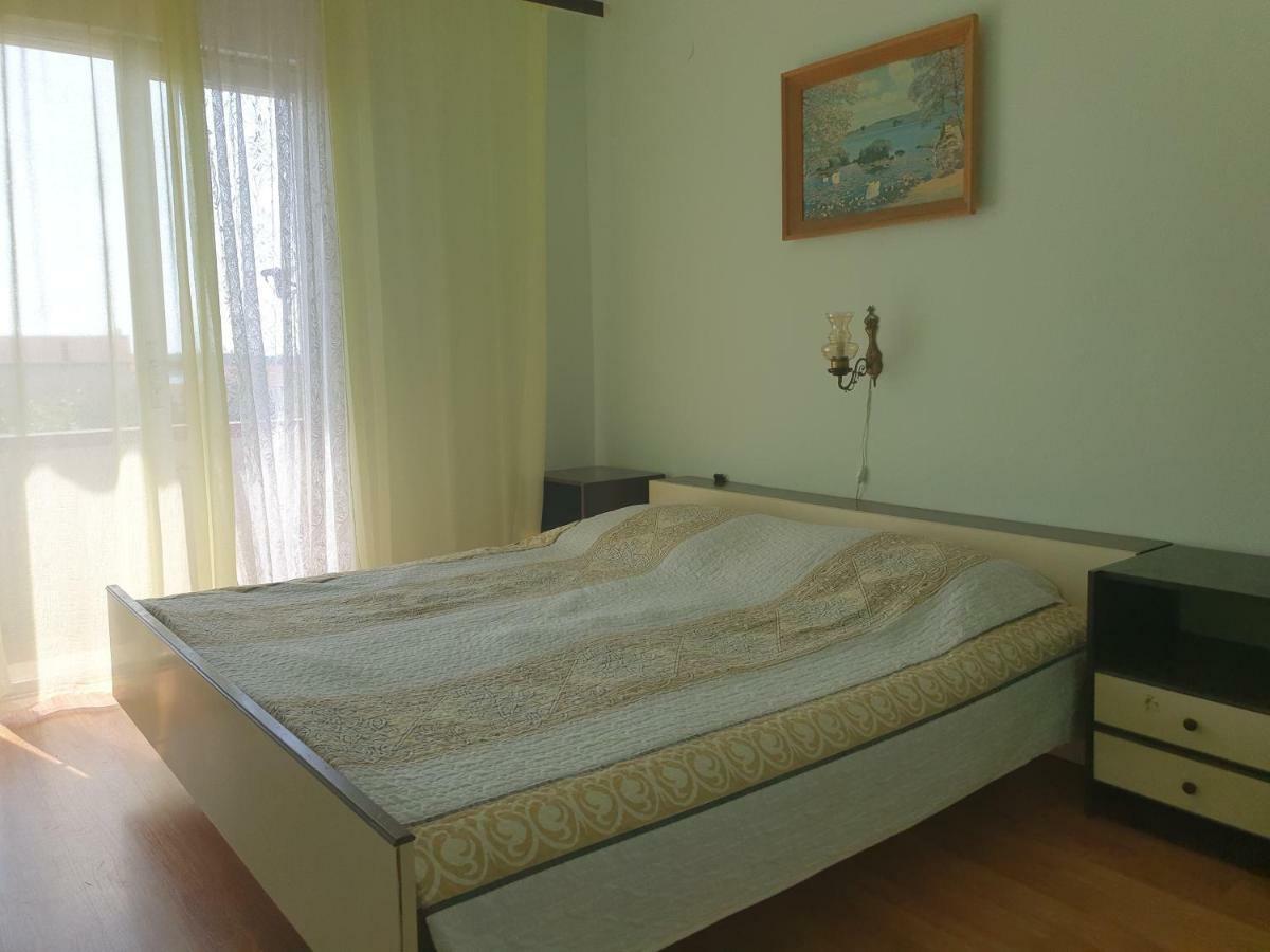 Apartments Slavica Rab Town Exteriör bild